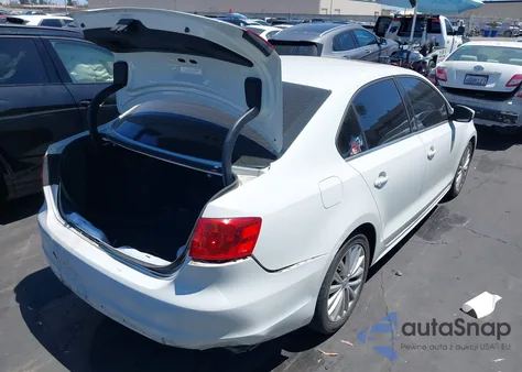 2014 Volkswagen Jetta 2.0L Tdi z USA, uszkodzony, nr VIN 3VWLL7AJ8EM438545